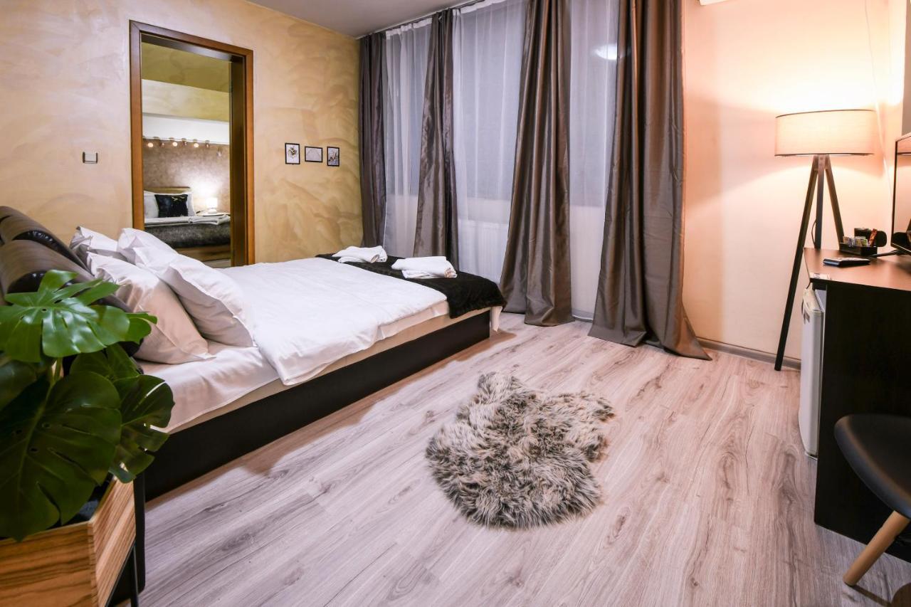 Family Hotel Ski Lift Hotel Bansko Exteriör bild